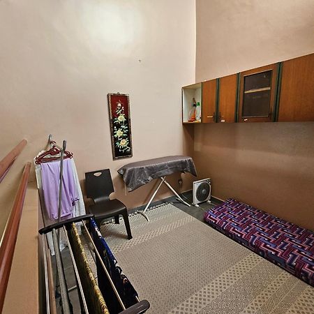 Homestay Lanik Saujana Utama 2 Sungai Buloh Exterior photo