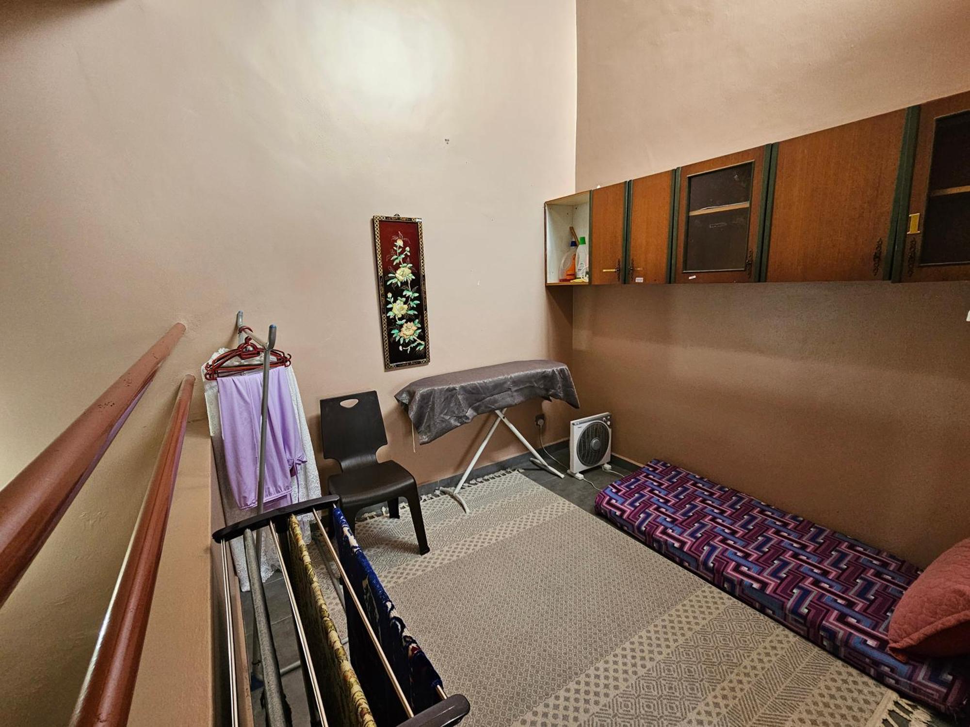Homestay Lanik Saujana Utama 2 Sungai Buloh Exterior photo